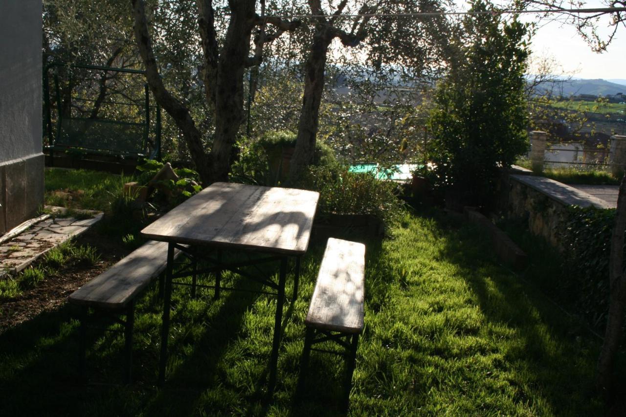 La Taverna Di Sophie Serre Di Rapolano Buitenkant foto